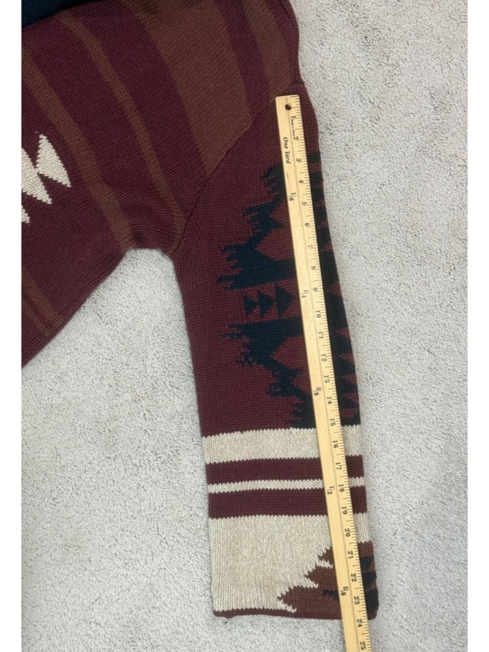 PENDLETON Cardigan Women's Size XL Graphic SweaterCoat Maroon Aztec Wool Cotton - Picture 10 of 13